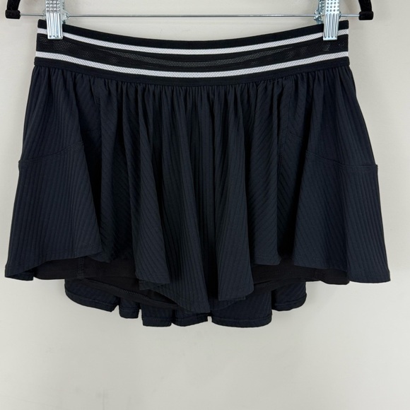 Free People Movement Black Athletic Sultry Skort Skirt Size Large NEW - Picture 5 of 13